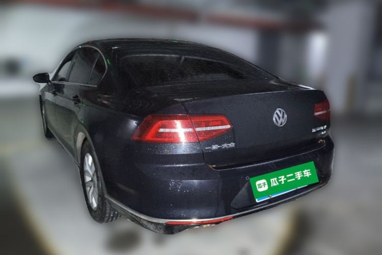 Used Volkswagen Magotan 2018 280TSI DSG Comfort Model Rear Left 45 Deg