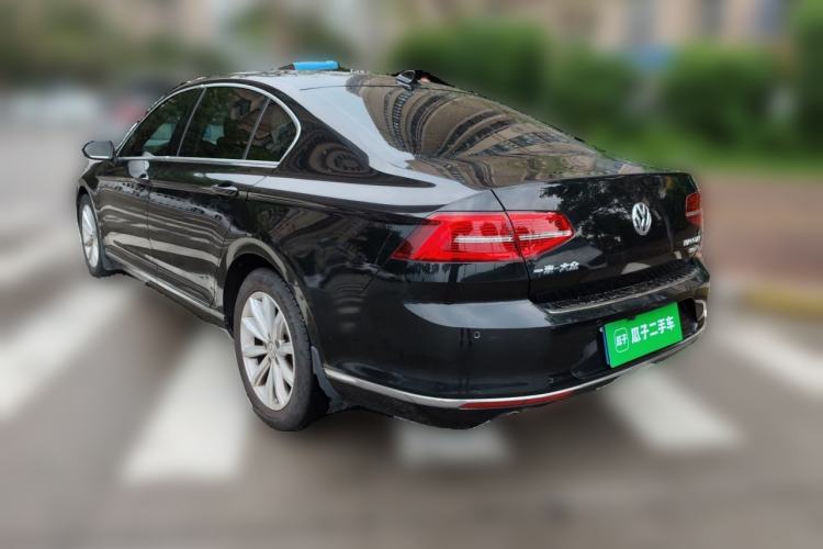 Used Volkswagen Magotan 2018 330TSI DSG Advanced Model Rear Left 45 Deg