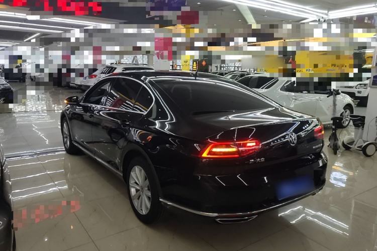 Used Volkswagen Magotan 2018 330TSI DSG Advanced Model Rear Left 45 Deg