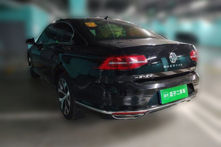 Used Volkswagen Magotan 2018 330TSI DSG Luxury Model Rear Left 45 Deg