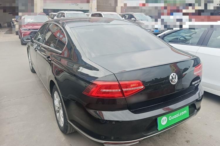 Used Volkswagen Magotan 2018 Facelift 330TSI DSG Luxury Model Rear Left 45 Deg