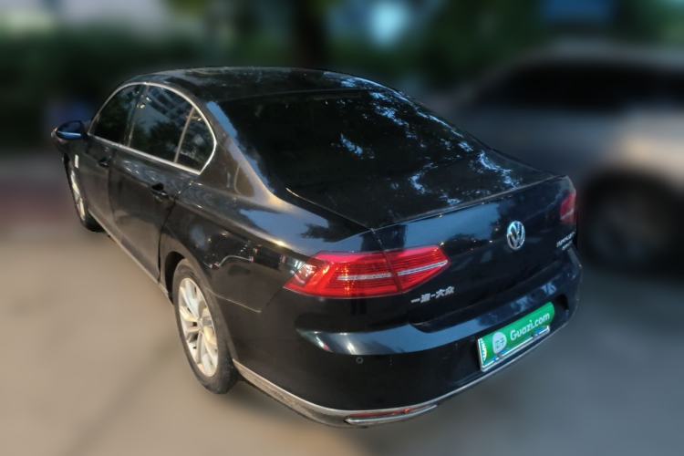 Used Volkswagen Magotan 2018 Facelift 330TSI DSG Luxury Model Rear Left 45 Deg