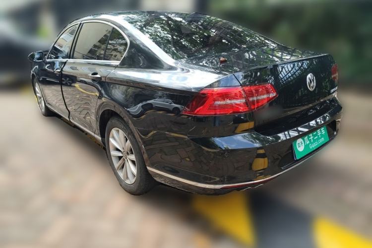 Used Volkswagen Magotan 2018 330TSI DSG Luxury Model Rear Left 45 Deg