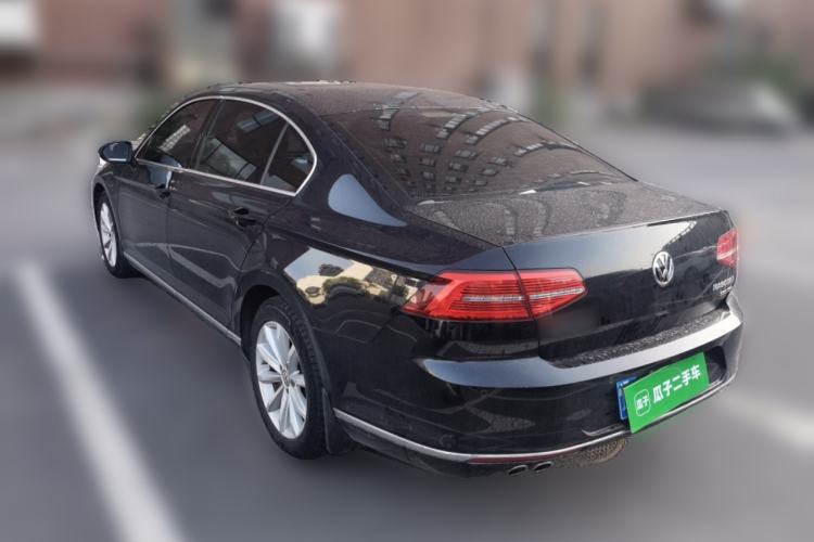 Used Volkswagen Magotan 2018 330TSI DSG Advanced Model Rear Left 45 Deg
