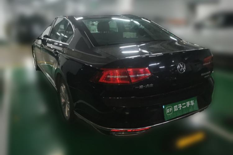 Used Volkswagen Magotan 2018 330TSI DSG Luxury Model Rear Left 45 Deg