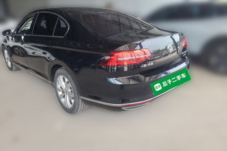 Used Volkswagen Magotan 2018 Facelift 330TSI DSG Luxury Model Rear Left 45 Deg
