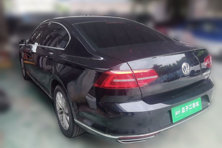 Used Volkswagen Magotan 2018 Facelift 330TSI DSG Luxury Model Rear Left 45 Deg