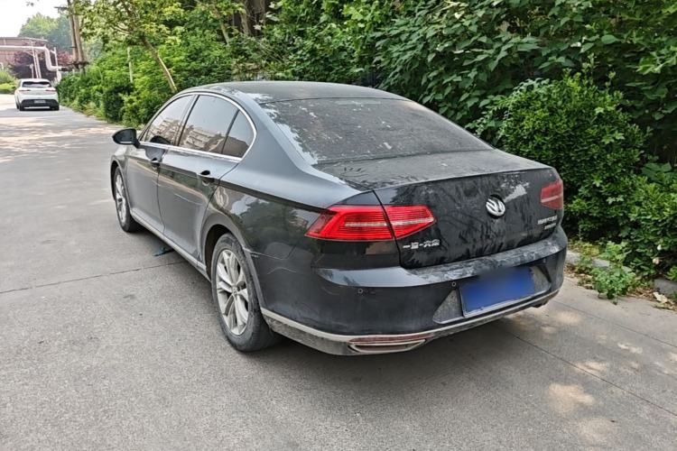 Used Volkswagen Magotan 2018 Facelift 330TSI DSG Luxury Model Rear Left 45 Deg