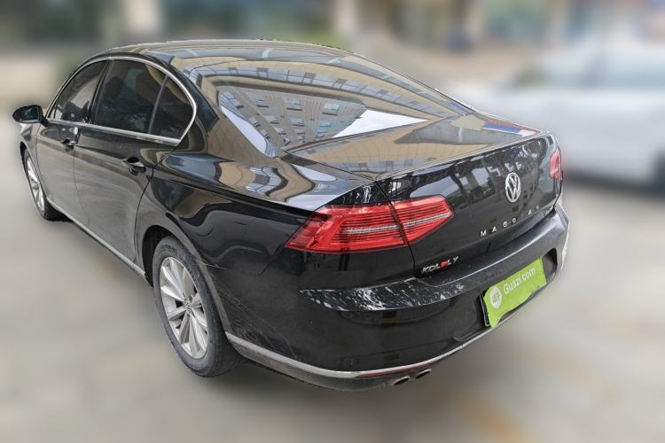 Used Volkswagen Magotan 2018 330TSI DSG Advanced Model Rear Left 45 Deg