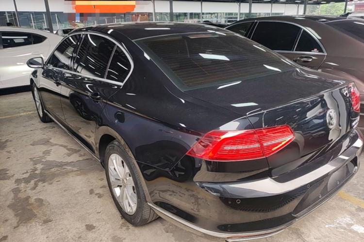 Used Volkswagen Magotan 2018 Facelift 330TSI DSG Luxury Model Rear Left 45 Deg