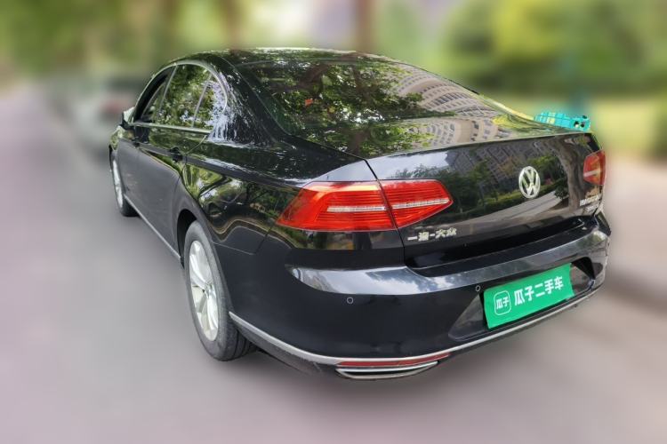 Used Volkswagen Magotan 2018 Facelift 330TSI DSG Luxury Model Rear Left 45 Deg