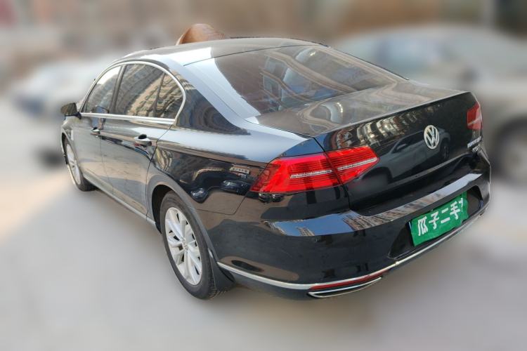 Used Volkswagen Magotan 2018 330TSI DSG Luxury Model Rear Left 45 Deg