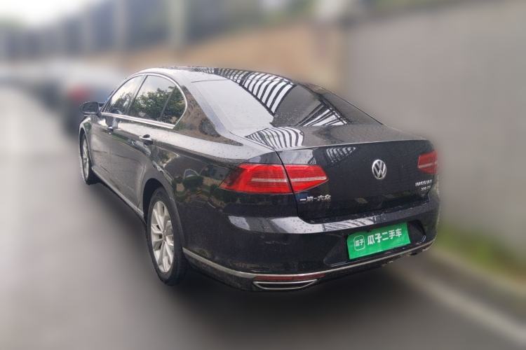 Used Volkswagen Magotan 2018 330TSI DSG Luxury Model Rear Left 45 Deg