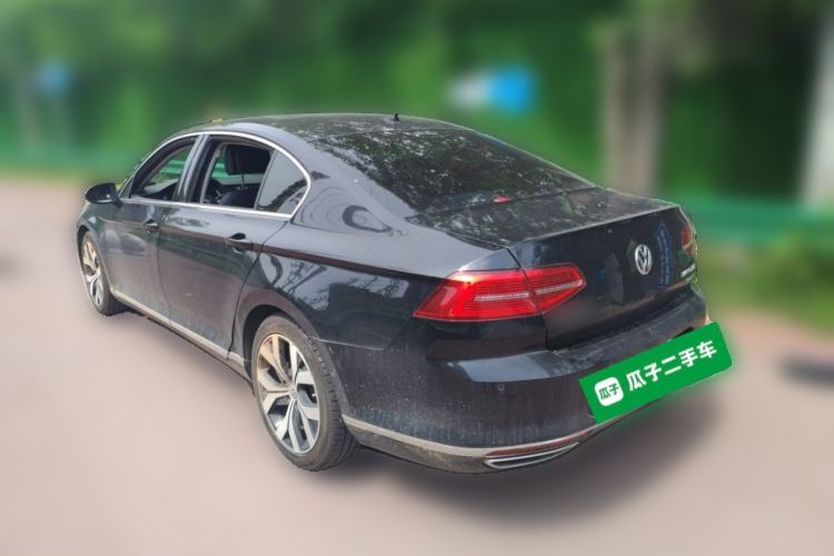 Used Volkswagen Magotan 2018 330TSI DSG Luxury Model Rear Left 45 Deg