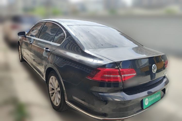 Used Volkswagen Magotan 2018 330TSI DSG Advanced Model Rear Left 45 Deg