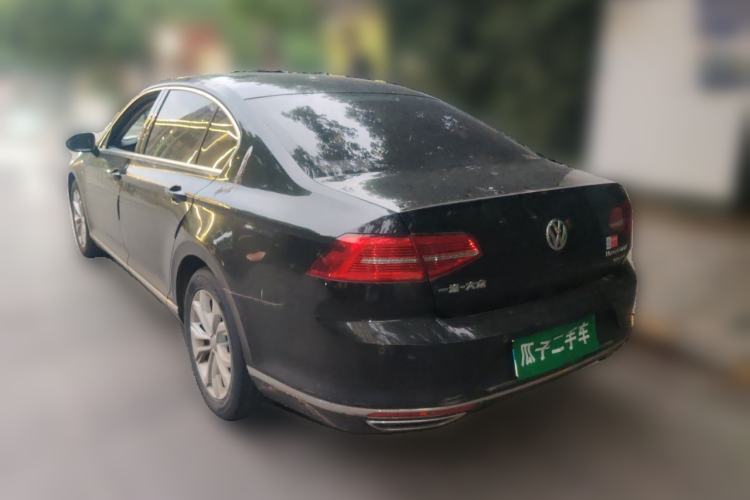 Used Volkswagen Magotan 2018 Facelift 330TSI DSG Luxury Model Rear Left 45 Deg