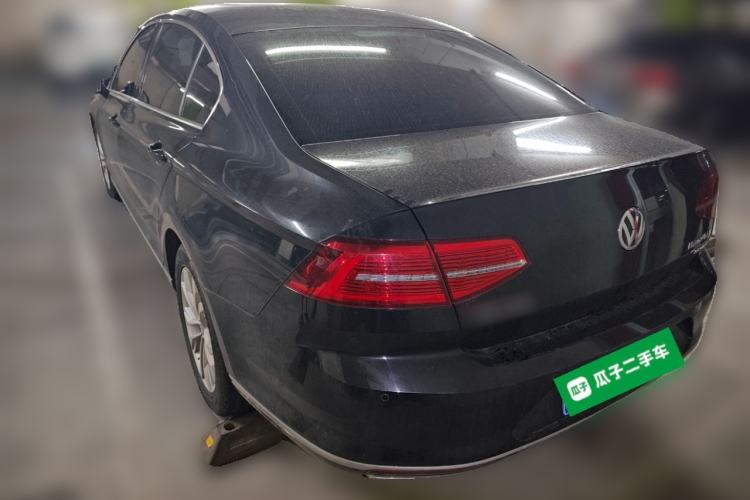 Used Volkswagen Magotan 2018 330TSI DSG Luxury Model Rear Left 45 Deg