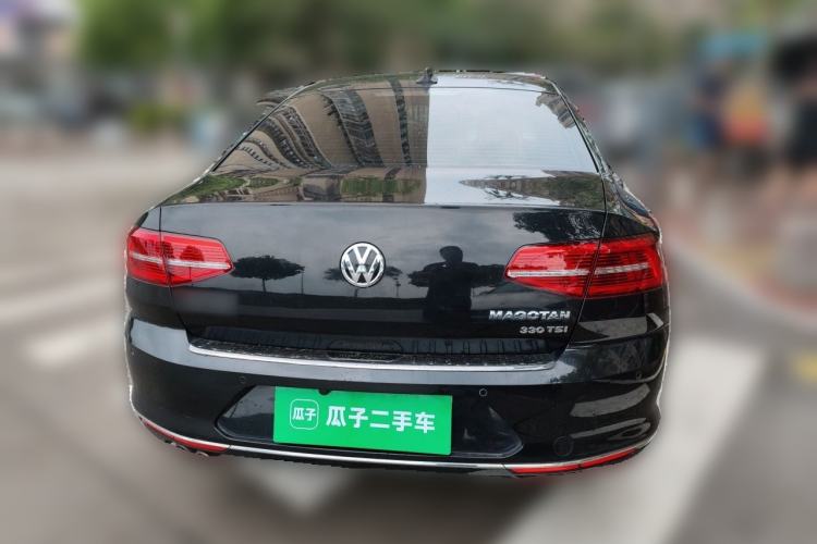 Used Volkswagen Magotan 2018 330TSI DSG Advanced Model Rear