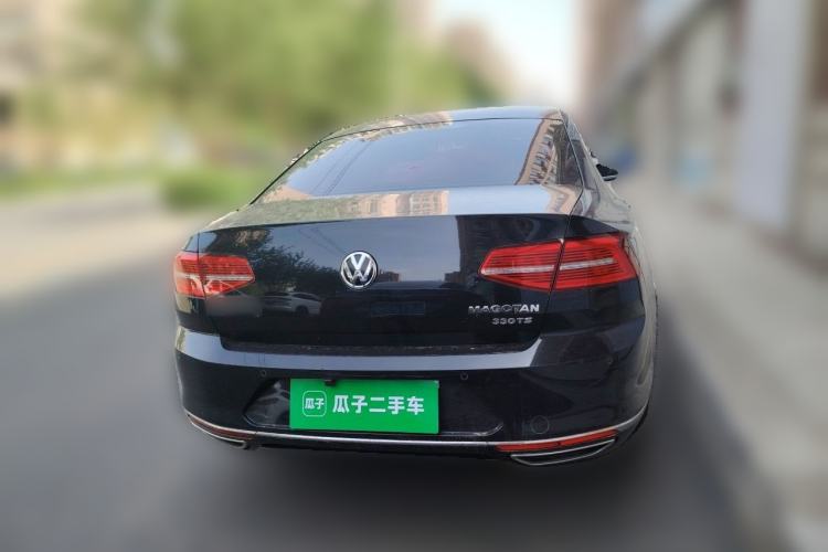 Used Volkswagen Magotan 2018 330TSI DSG Luxury Model Rear