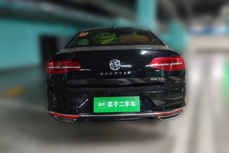 Used Volkswagen Magotan 2018 330TSI DSG Luxury Model Rear