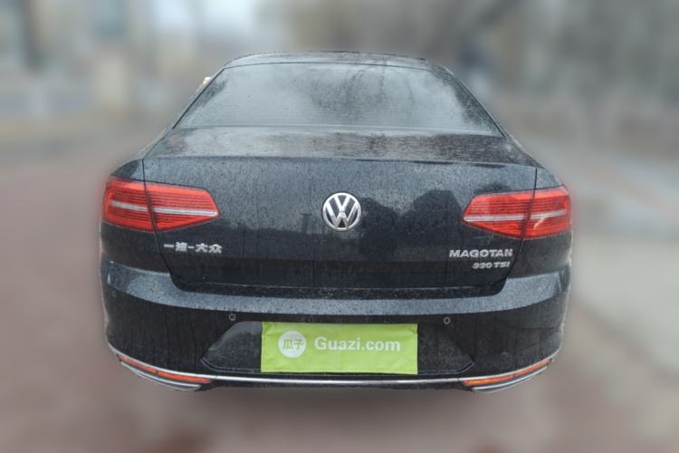 Used Volkswagen Magotan 2018 330TSI DSG Luxury Model Rear
