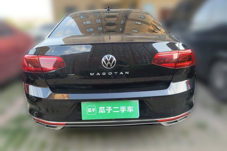 Used Volkswagen Magotan 2018 330TSI DSG Advanced Model Rear
