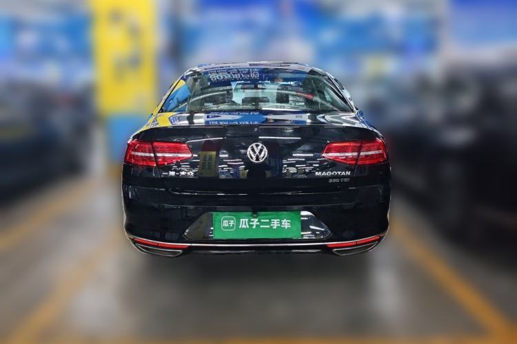 Used Volkswagen Magotan 2018 Facelift 330TSI DSG Luxury Model Rear