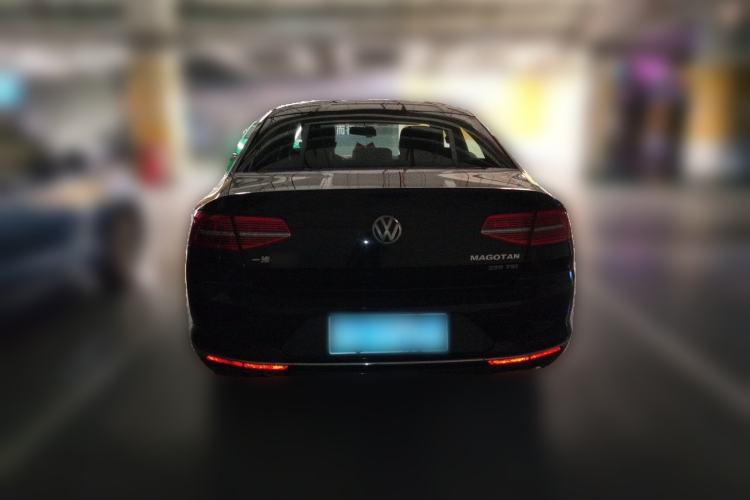 Used Volkswagen Magotan 2018 Facelift 330TSI DSG Luxury Model Rear
