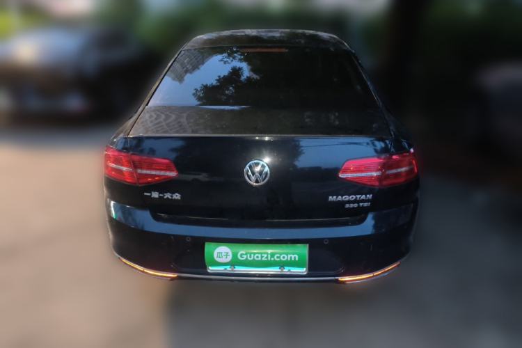 Used Volkswagen Magotan 2018 Facelift 330TSI DSG Luxury Model Rear