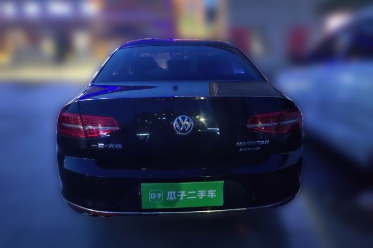 Used Volkswagen Magotan 2018 280TSI DSG Comfort Model Rear