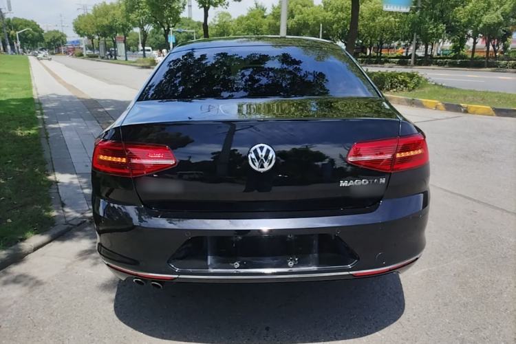 Used Volkswagen Magotan 2018 330TSI DSG Advanced Model Rear