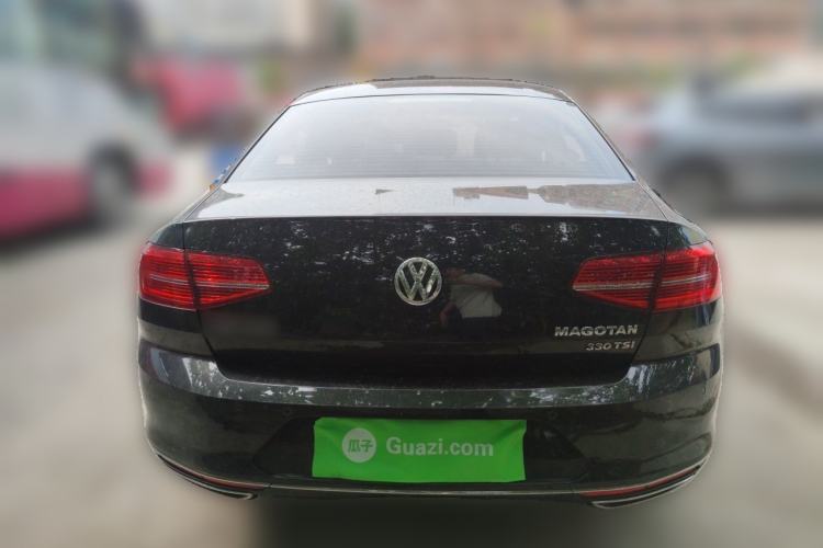 Used Volkswagen Magotan 2018 330TSI DSG Luxury Model Rear