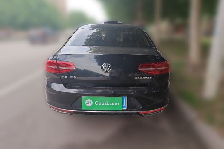 Used Volkswagen Magotan 2018 Facelift 330TSI DSG Luxury Model Rear