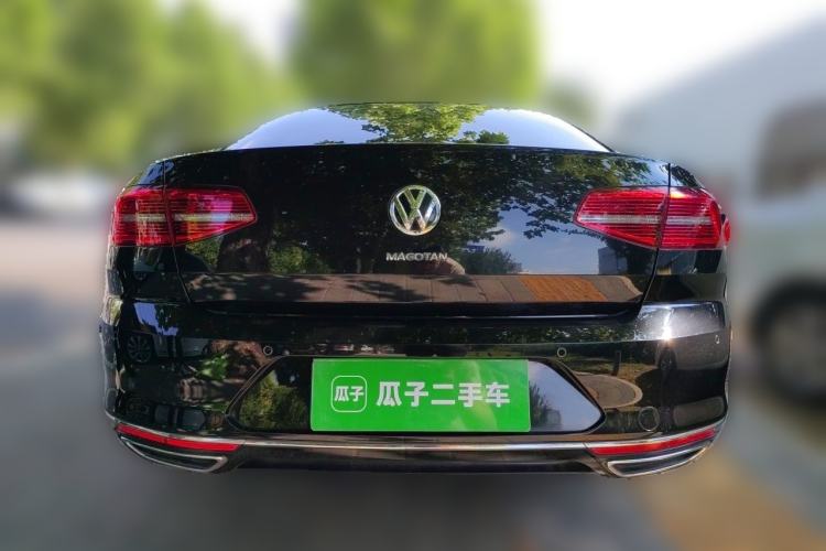 Used Volkswagen Magotan 2018 Facelift 330TSI DSG Luxury Model Rear