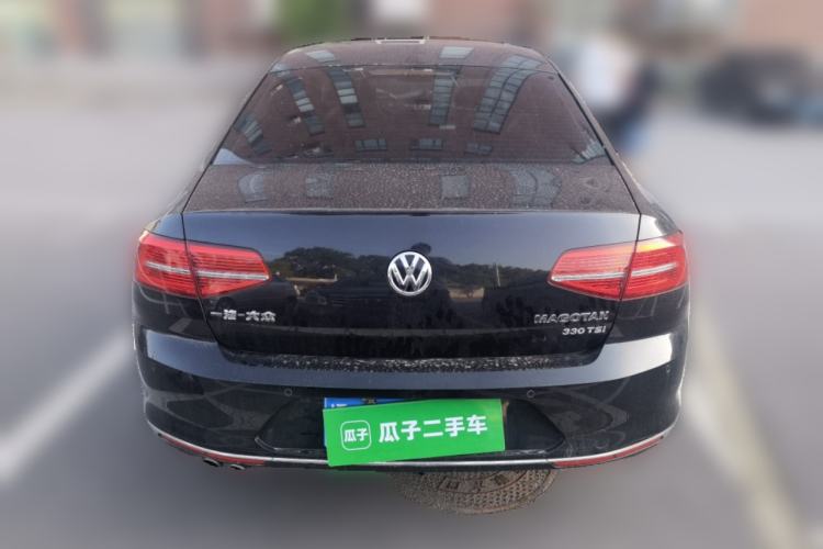 Used Volkswagen Magotan 2018 330TSI DSG Advanced Model Rear
