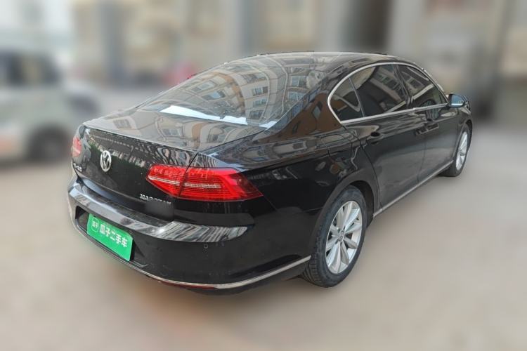Used Volkswagen Magotan 2018 330TSI DSG Advanced Model Rear Right 45 Deg