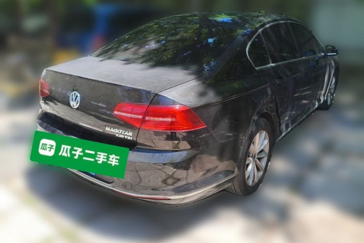 Used Volkswagen Magotan 2018 330TSI DSG Advanced Model Rear Right 45 Deg