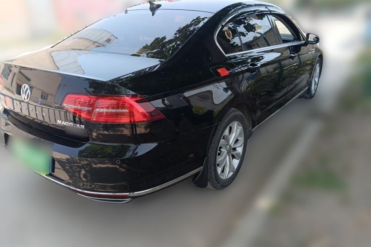 Used Volkswagen Magotan 2018 Facelift 330TSI DSG Luxury Model Rear Right 45 Deg