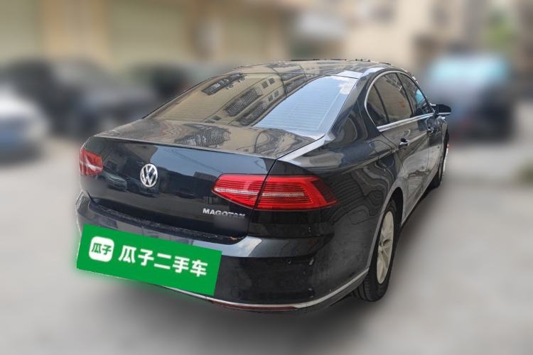 Used Volkswagen Magotan 2018 280TSI DSG Comfort Model Rear Right 45 Deg