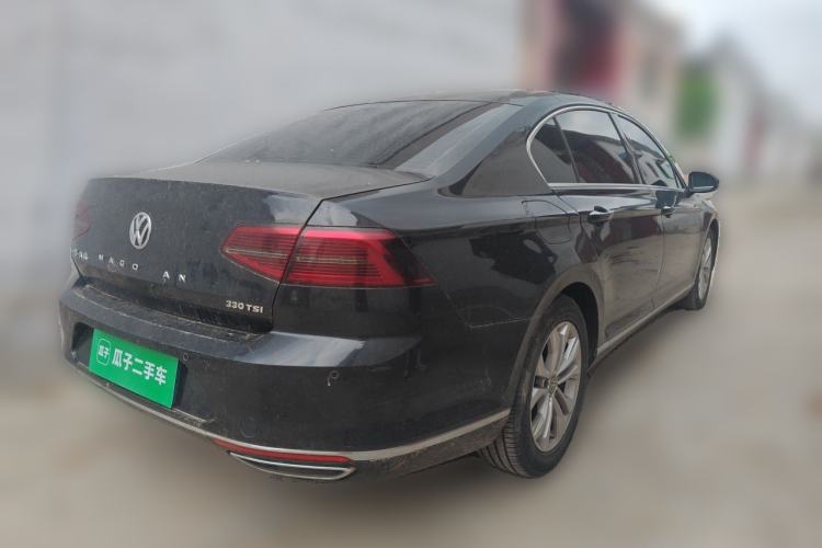 Used Volkswagen Magotan 2018 Facelift 330TSI DSG Luxury Model Rear Right 45 Deg