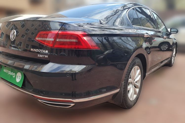 Used Volkswagen Magotan 2018 280TSI DSG Comfort Model Rear Right 45 Deg