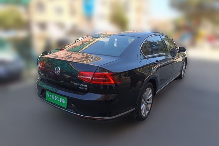 Used Volkswagen Magotan 2018 330TSI DSG Advanced Model Rear Right 45 Deg