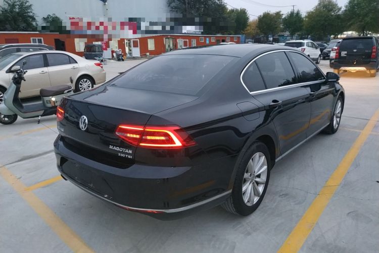 Used Volkswagen Magotan 2018 330TSI DSG Advanced Model Rear Right 45 Deg