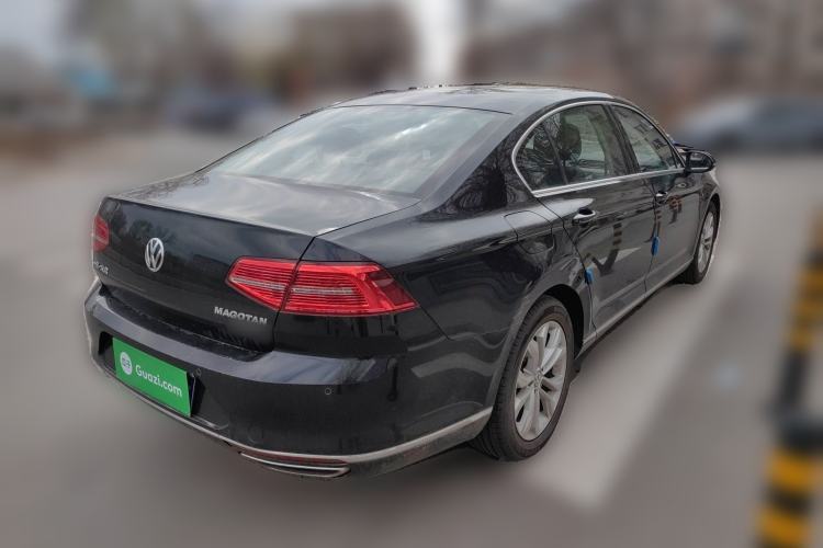 Used Volkswagen Magotan 2018 Facelift 330TSI DSG Luxury Model Rear Right 45 Deg