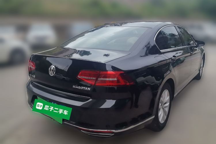 Used Volkswagen Magotan 2018 280TSI DSG Comfort Model Rear Right 45 Deg