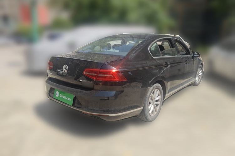 Used Volkswagen Magotan 2018 280TSI DSG Enjoyment Model Rear Right 45 Deg