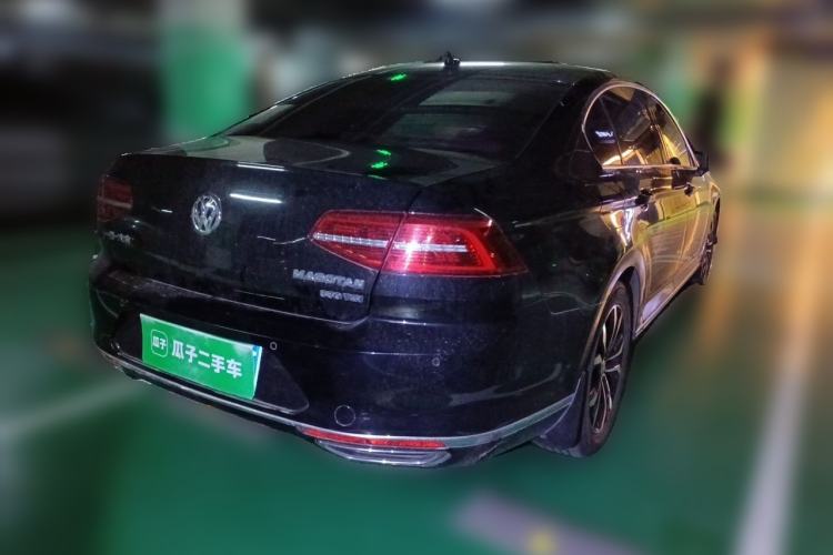 Used Volkswagen Magotan 2018 330TSI DSG Luxury Model Rear Right 45 Deg
