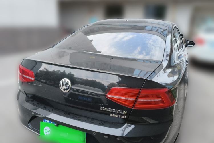 Used Volkswagen Magotan 2018 330TSI DSG Advanced Model Rear Right 45 Deg
