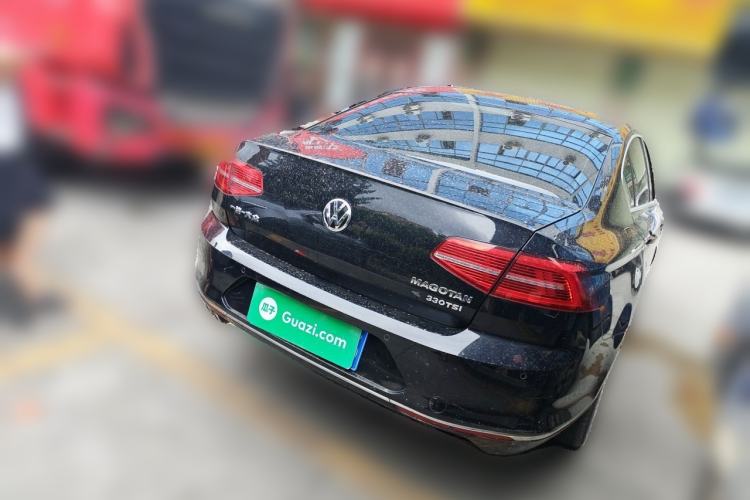 Used Volkswagen Magotan 2018 330TSI DSG Advanced Model Rear Right 45 Deg