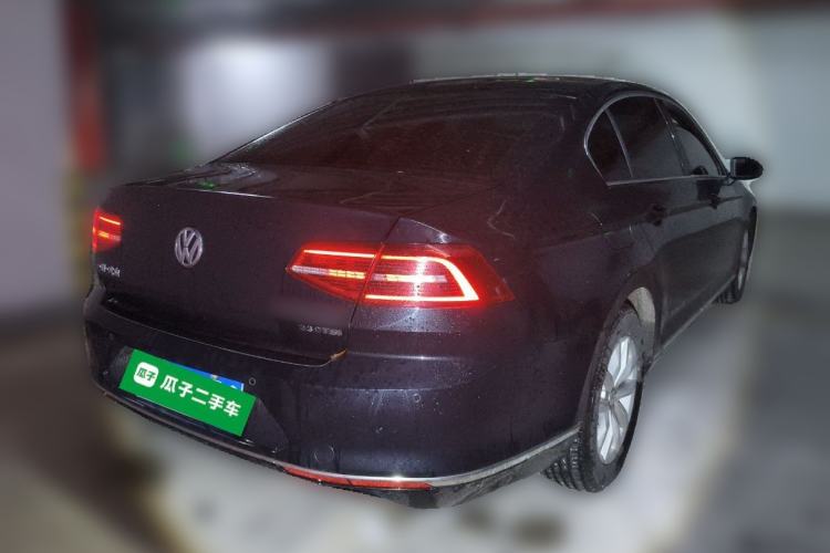 Used Volkswagen Magotan 2018 280TSI DSG Comfort Model Rear Right 45 Deg